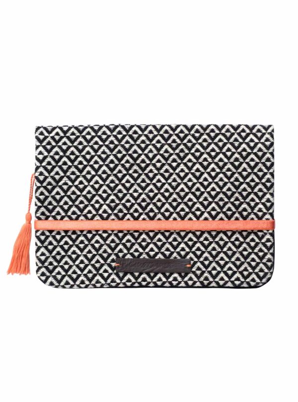 Windeltasche "Diaper clutch street market - black/off white pattern"